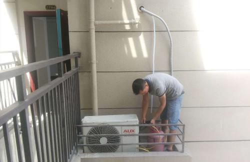 ��ɽ�������{(di��o)�������M�r��_�A�s�Ѓ�(y��u)��