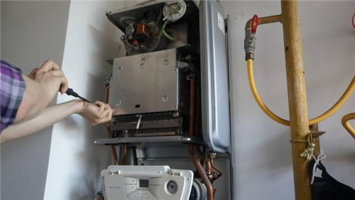 烏魯木齊頭屯河威特尼壁掛爐維修師傅電話_價(jià)格實(shí)惠