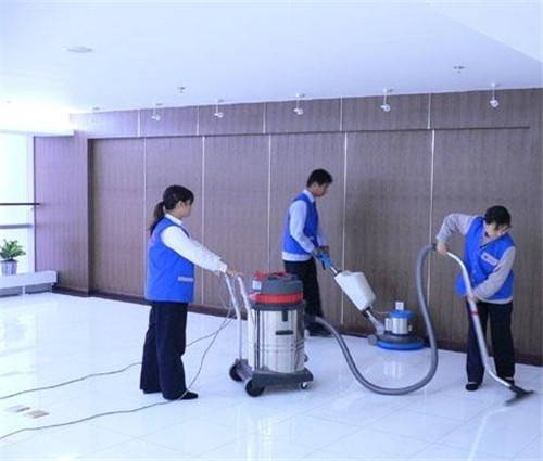 泰州保潔鐘點工收費_快速上門