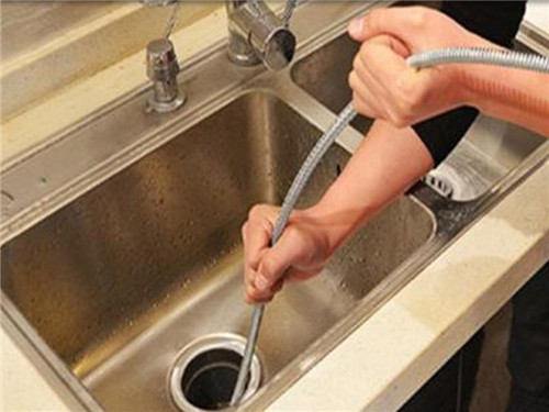 �ɶ�������ˮ����ͨ��©�����Ԓ_���I(y��)����