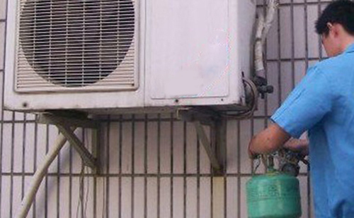 �L(zh��ng)ɳ���{(di��o)�ӷ������X(qi��n)