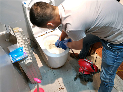 ͨ�µ��Ԓ�Ƕ������M(f��i)�r��_�S�r���T��ͨ