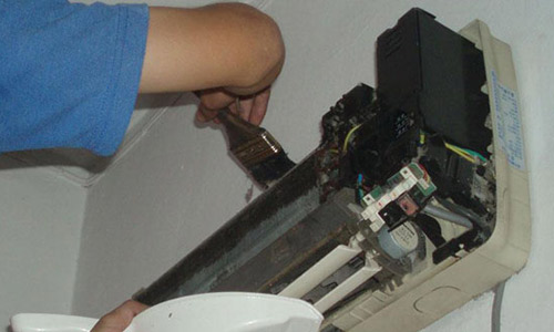 �Ϻ����{��ϴ_����300��